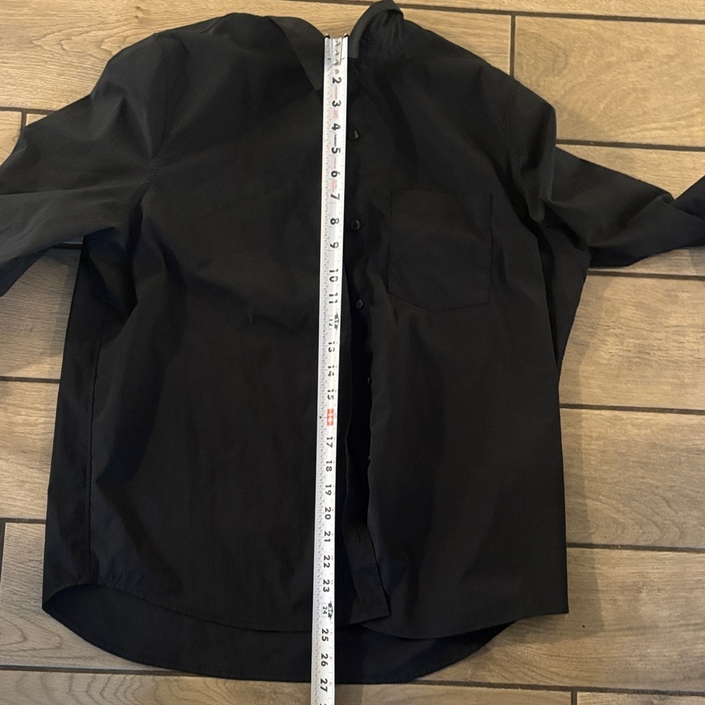 Athleta Black Shirt button down. Large - Picture 8 of 8